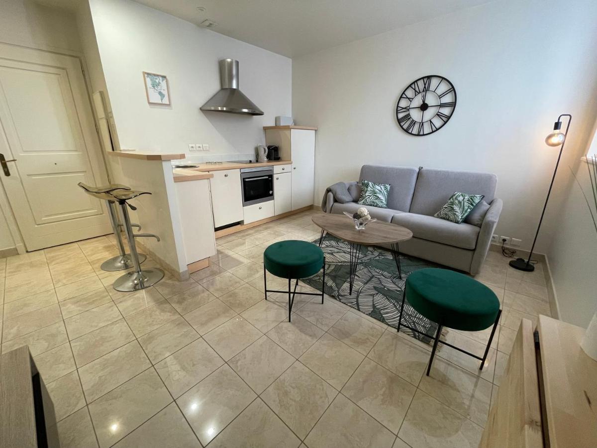 La Fontaine Apartment Кан Екстериор снимка