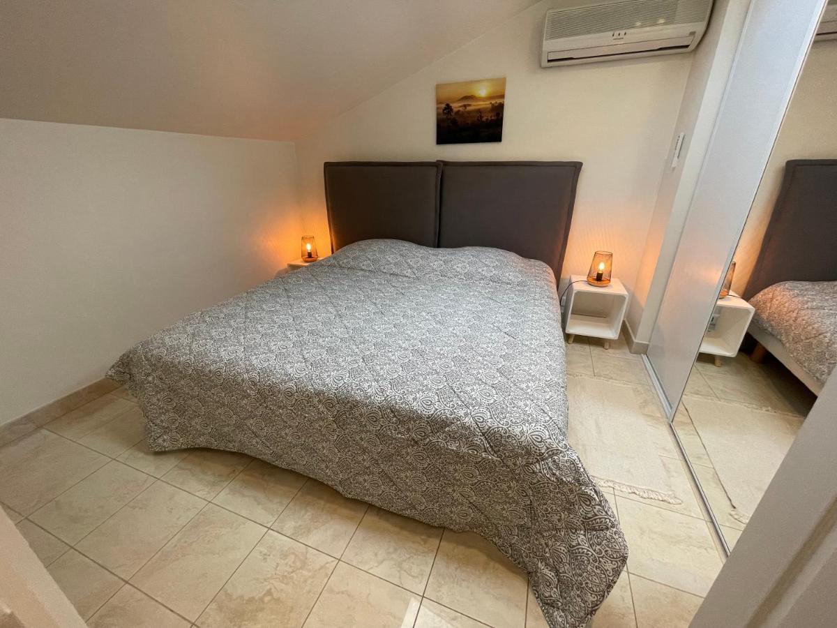 La Fontaine Apartment Кан Екстериор снимка